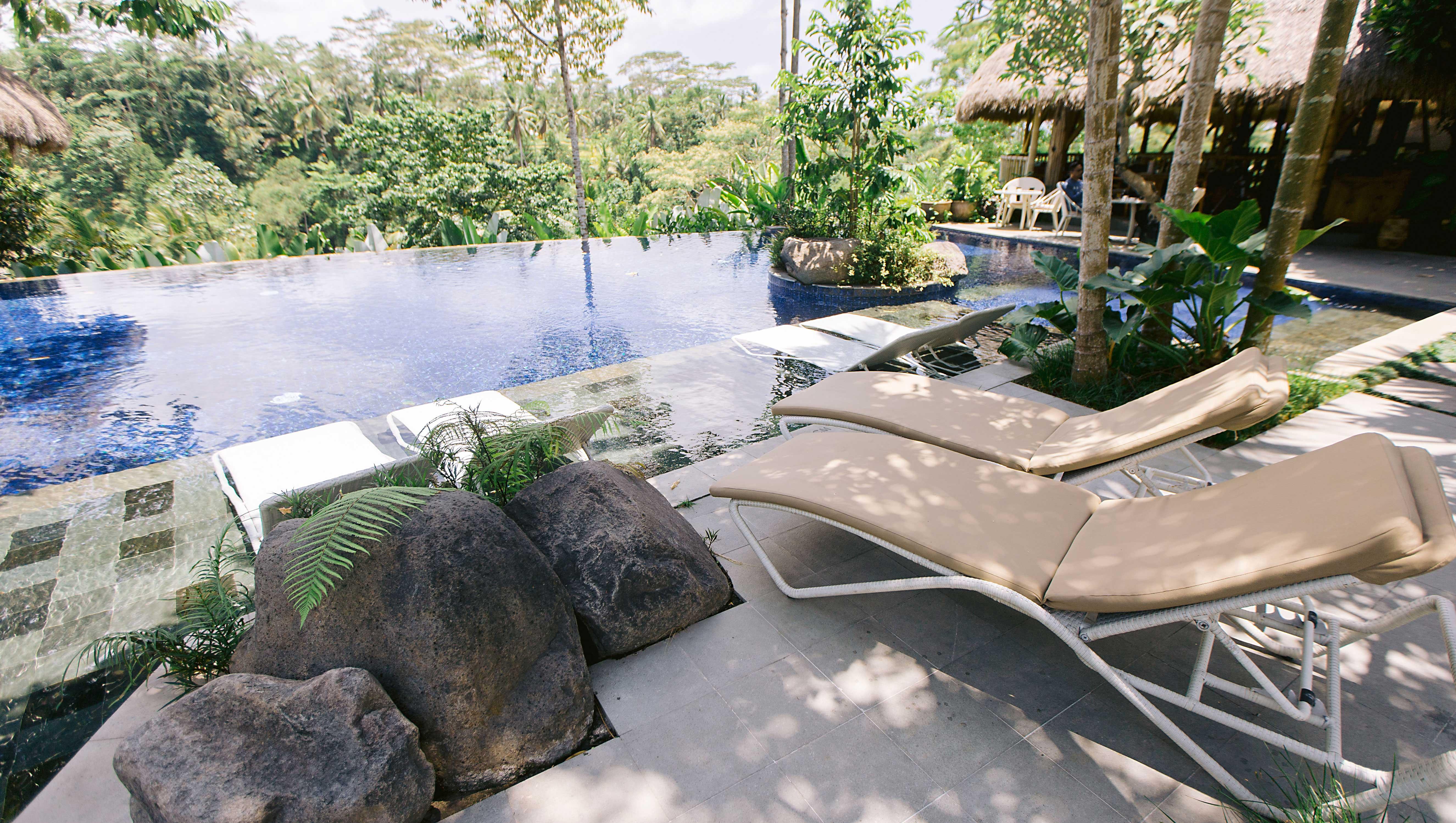 Tejaprana Resort & Spa Ubud Exteriér fotografie The resort's pool