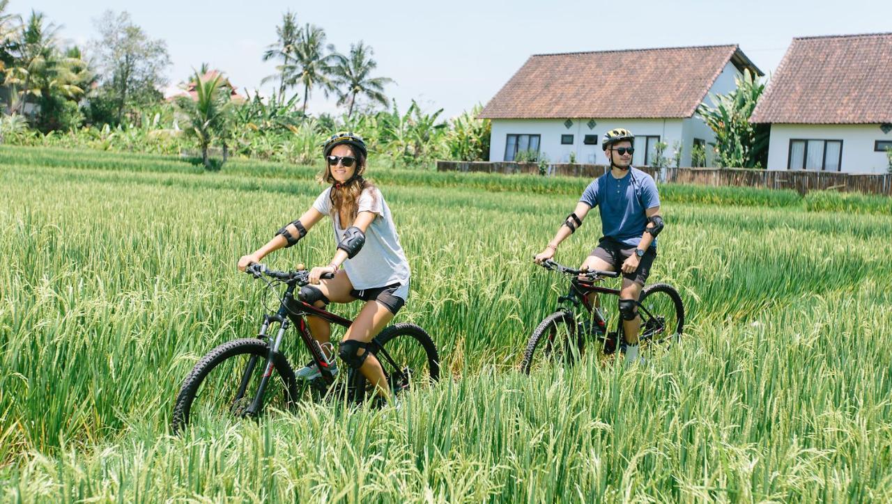 Tejaprana Resort & Spa Ubud Exteriér fotografie Cycling in Bali