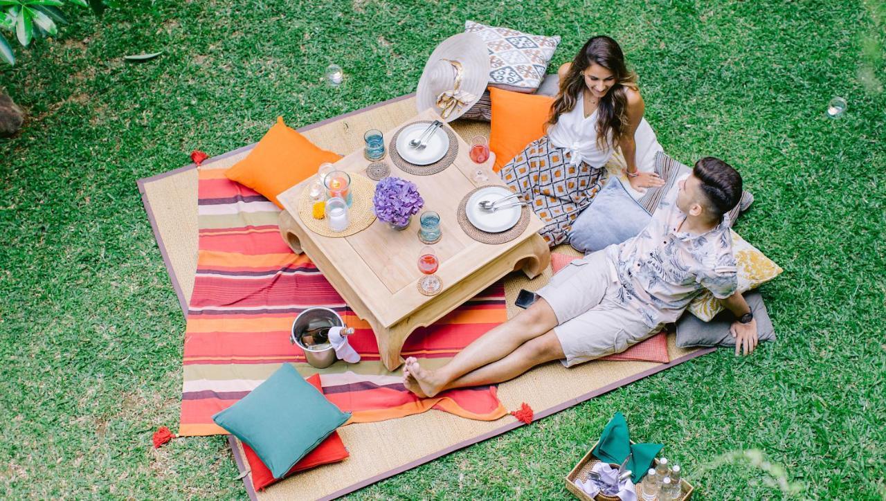 Tejaprana Resort & Spa Ubud Exteriér fotografie A picnic in the park