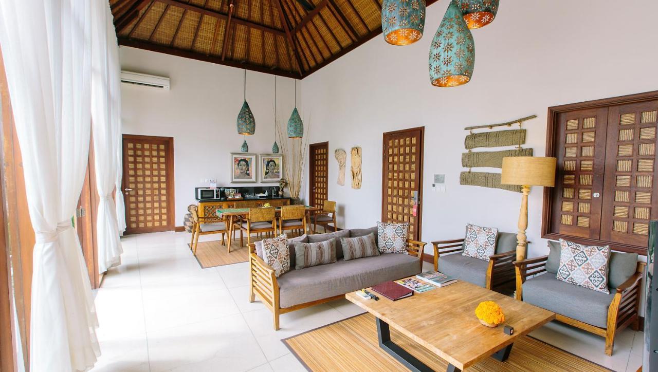 Tejaprana Resort & Spa Ubud Exteriér fotografie A villa at the resort